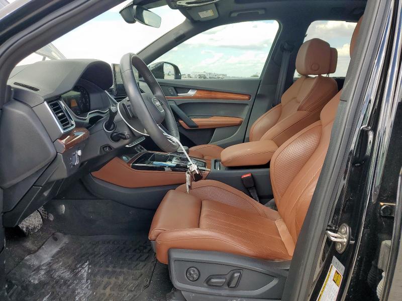 WA1F2AFY5M2009093 - 2021 AUDI Q5 PRESTIGE 黑色 照片 7