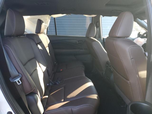 5FNYF8H54RB022484 - 2024 HONDA PASSPORT EXL WHITE photo 11