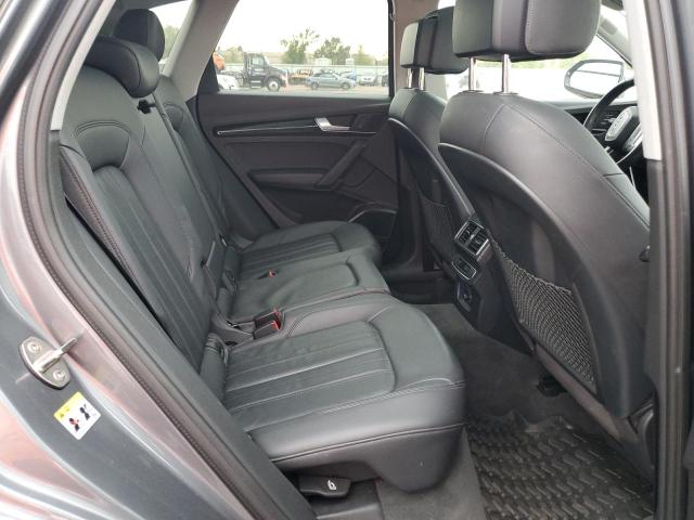 WA1BNAFY2J2057796 - 2018 AUDI Q5 PREMIUM PLUS CHARCOAL photo 10