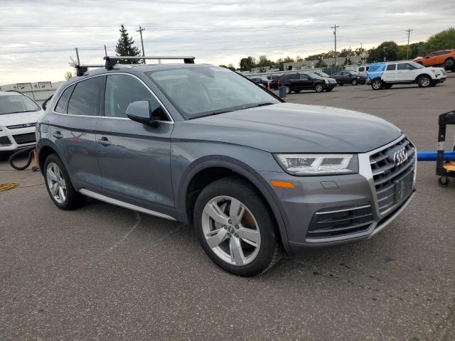 WA1BNAFY2J2057796 - 2018 AUDI Q5 PREMIUM PLUS CHARCOAL photo 4