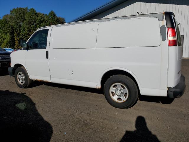 1GCFG15X861170935 - 2006 CHEV EXPRESS G1500 WHITE photo 2