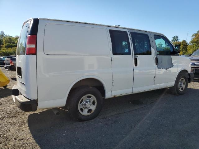 1GCFG15X861170935 - 2006 CHEV EXPRESS G1500 WHITE photo 3