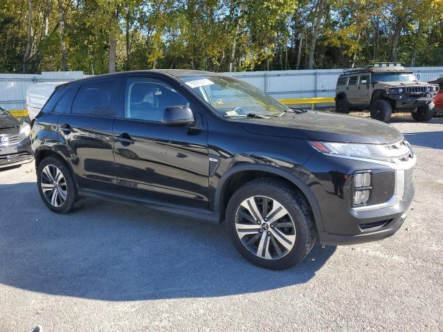 JA4APUAU5MU011044 - 2021 MITSUBISHI OUTLANDER ES BLACK photo 4