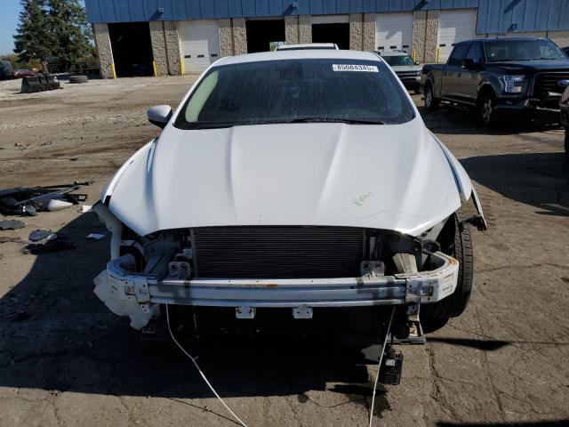 3FA6P0HD0LR218625 - 2020 FORD FUSION SE WHITE photo 5