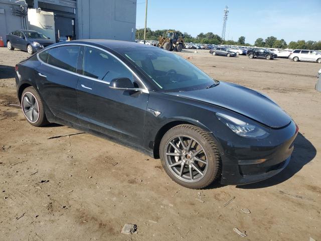 5YJ3E1EB4KF198987 - 2019 TESLA MODEL 3 Черный фото 4