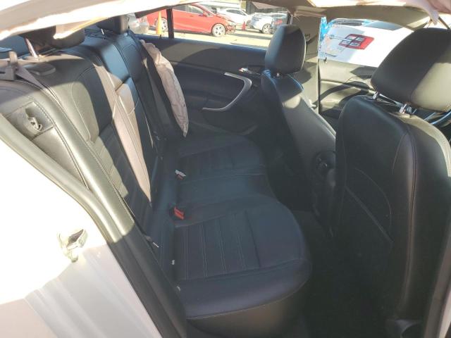 2G4GV5GV0C9157614 - 2012 BUICK REGAL GS WHITE photo 10