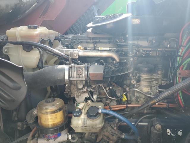 3AKJGLD56GSHV4407 - 2016 FREIGHTLINER CASCADIA 1 RED photo 7