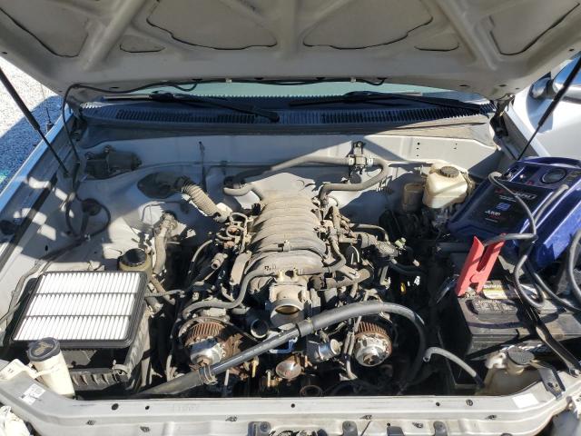 5TBET34185S468377 - 2005 TOYOTA TUNDRA DOUBLE CAB SR5 SILVER photo 11