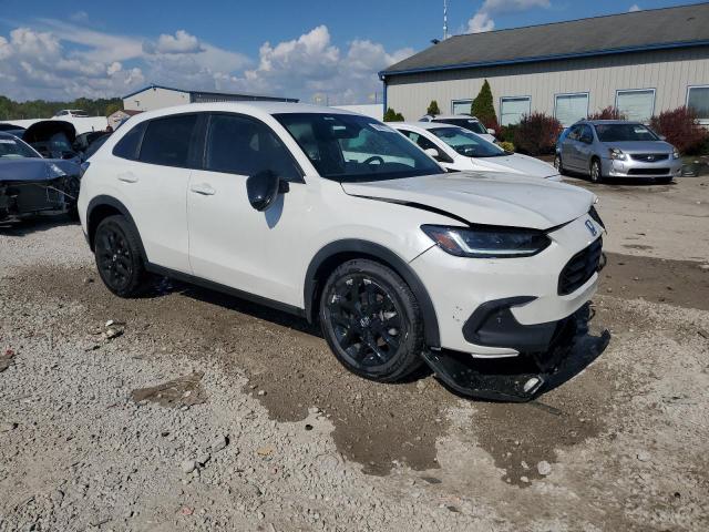 3CZRZ1H55RM723236 - 2024 HONDA HR-V SPORT WHITE photo 4