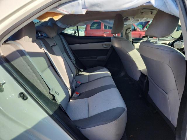 5YFBURHE7JP839927 - 2018 TOYOTA COROLLA L WHITE photo 10