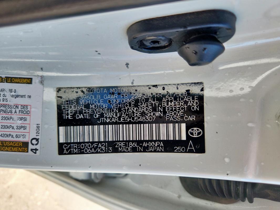 JTNKARJE5HJ548307 - 2017 TOYOTA COROLLA IM WHITE photo 13