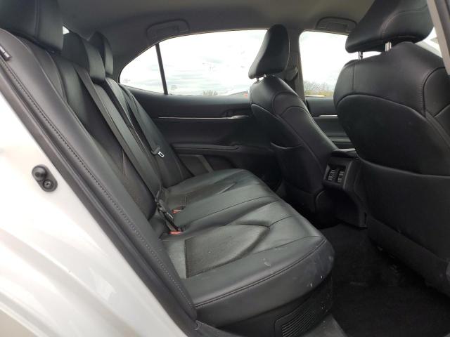 4T1F31AK2MU563973 - 2021 TOYOTA CAMRY XLE თეთრი ფოტო 10