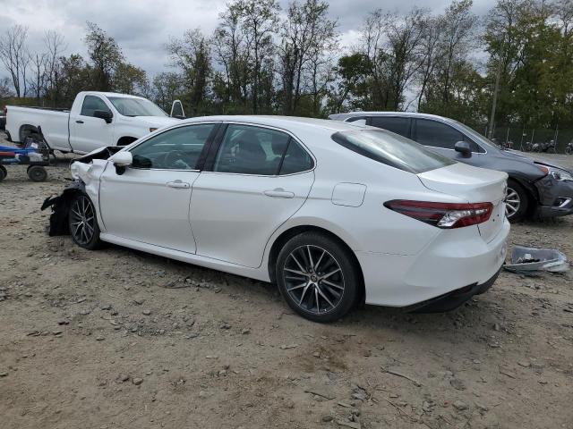 4T1F31AK2MU563973 - 2021 TOYOTA CAMRY XLE თეთრი ფოტო 2