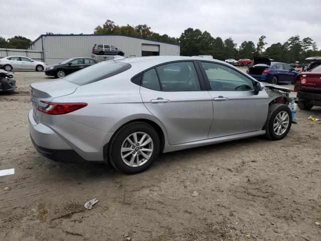 4T1DBADK9SU012085 - 2025 TOYOTA CAMRY XSE 银色 照片 3