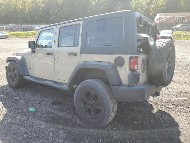 1C4BJWDG1HL701091 - 2017 JEEP WRANGLER U SPORT 棕色 照片 2