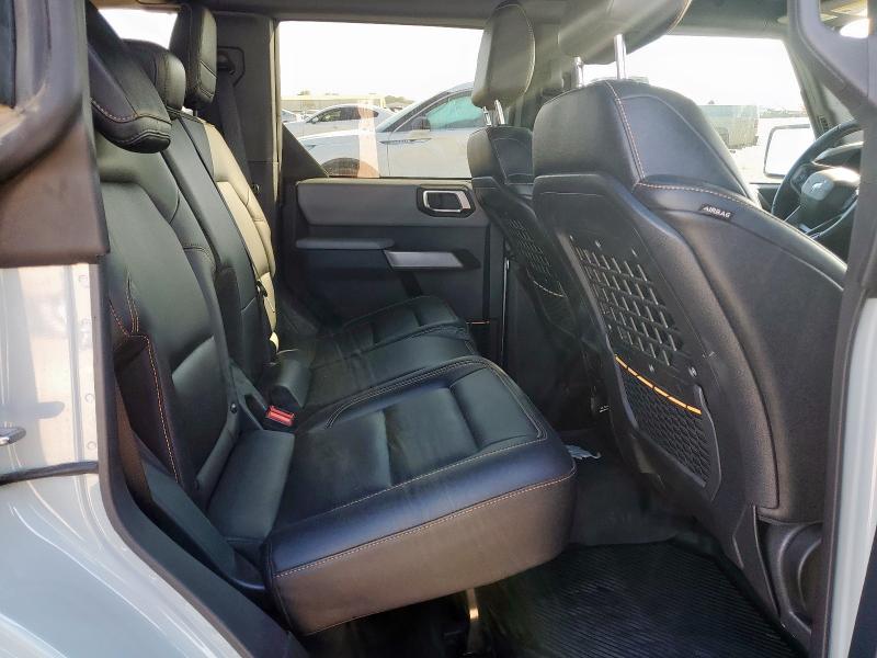 1FMEE5DP4PLB96573 - 2023 FORD BRONCO BASE Сұр фото 10