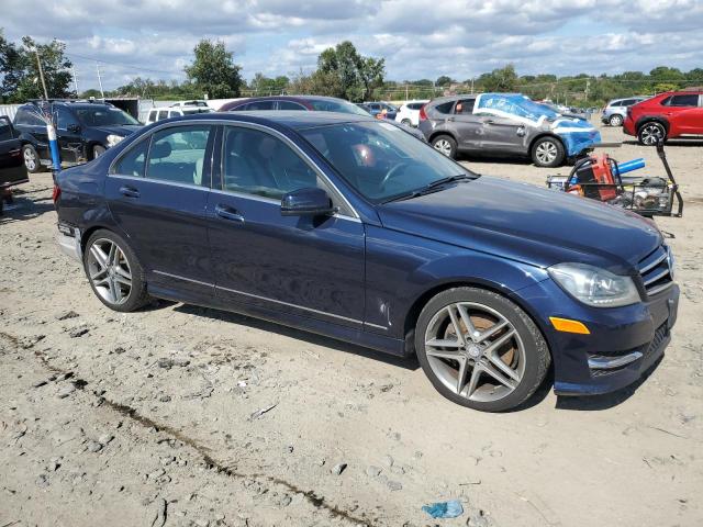 WDDGF8AB8EA928447 - 2014 MERCEDES-BENZ C 300 4MATIC BLUE photo 4