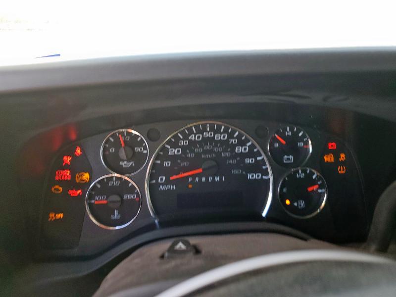 1GCWGAFG6L1268596 - 2020 CHEVROLET EXPRESS G2500 WHITE photo 9