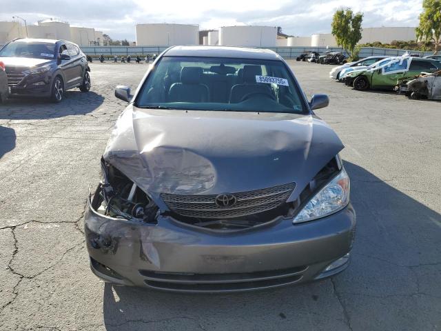 4T1BF30K24U574300 - 2004 TOYOTA CAMRY LE GRAY photo 5