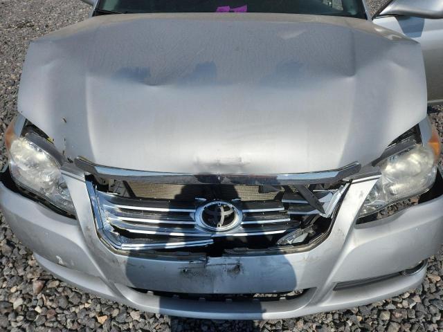 4T1BK3DB7AU359531 - 2010 TOYOTA AVALON XL 银色 照片 11