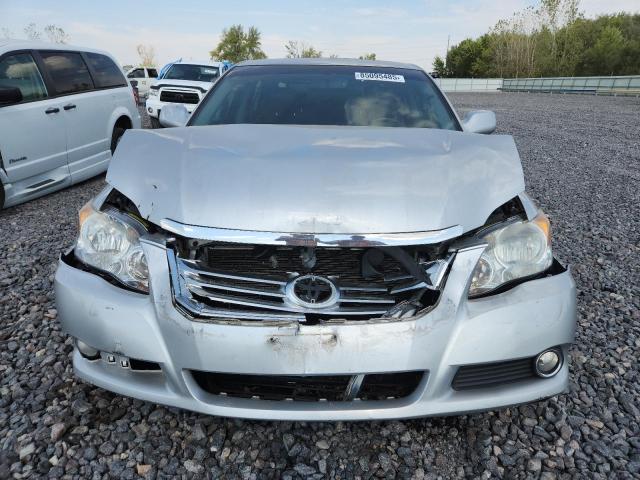 4T1BK3DB7AU359531 - 2010 TOYOTA AVALON XL 银色 照片 5