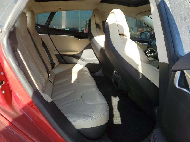 5YJSA1E15HF210006 - 2017 TESLA MODEL S RED photo 10