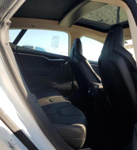 5YJSA1CN4DFP06737 - 2013 TESLA MODEL S Weiß Foto 10