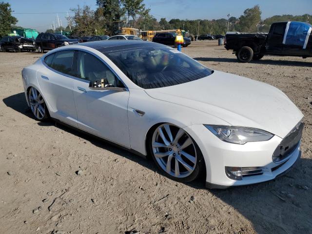 5YJSA1CN4DFP06737 - 2013 TESLA MODEL S Weiß Foto 4