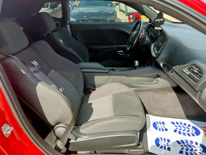 2C3CDZFJ9KH508752 - 2019 DODGE CHALLENGER R/T SCAT PACK RED photo 5