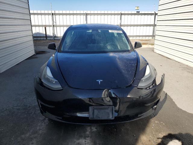 5YJ3E1EA8NF185803 - 2022 TESLA MODEL 3 BLACK photo 5