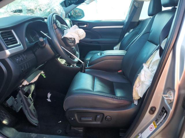 5TDJZRFH9KS715886 - 2019 TOYOTA HIGHLANDER SE SILVER photo 7