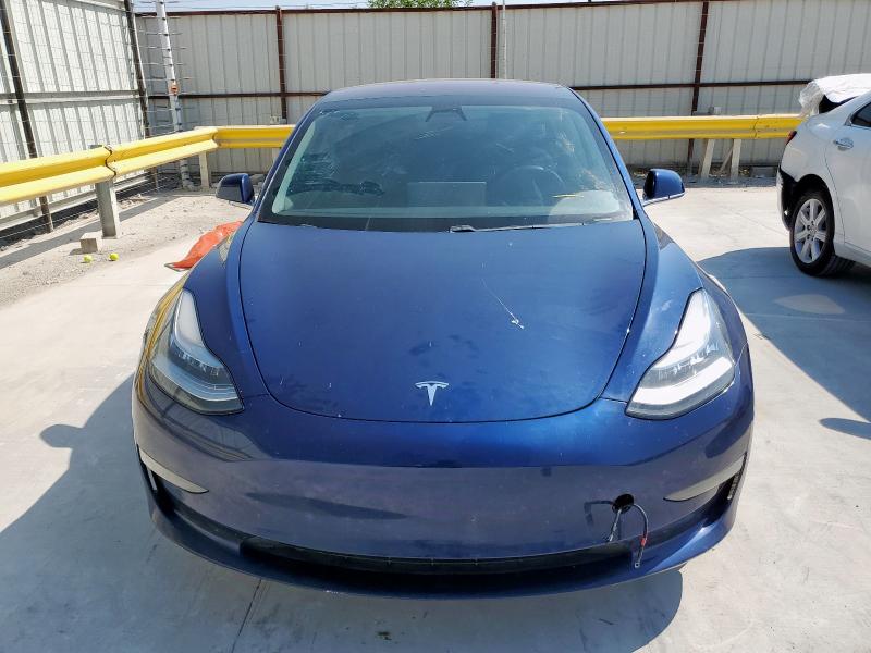 5YJ3E1EA4JF118318 - 2018 TESLA MODEL 3 蓝色 照片 5