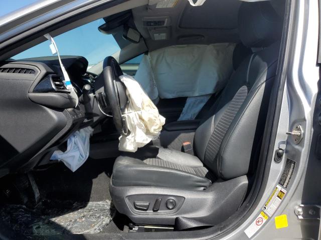 4T1B11HK7KU214069 - 2019 TOYOTA CAMRY L SILVER photo 7