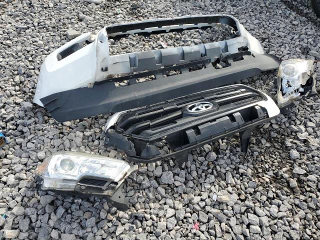 5TFRX5GN1GX058413 - 2016 TOYOTA TACOMA ACCESS CAB Weiß Foto 12