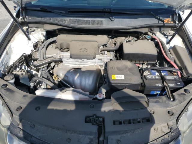 4T1BF1FK4HU271830 - 2017 TOYOTA CAMRY LE თეთრი ფოტო 11