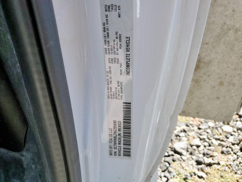 3C7WRNBL7NG255688 - 2022 RAM 5500 白色 照片 12