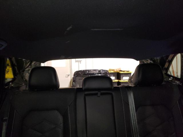 1V2LE2CA7RC202200 - 2024 VOLKSWAGEN ATLAS CROS SE Чорний фото 10