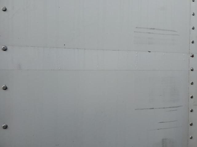 1UYVS2488AU843614 - 2010 UTILITY VS2RA WHITE photo 6