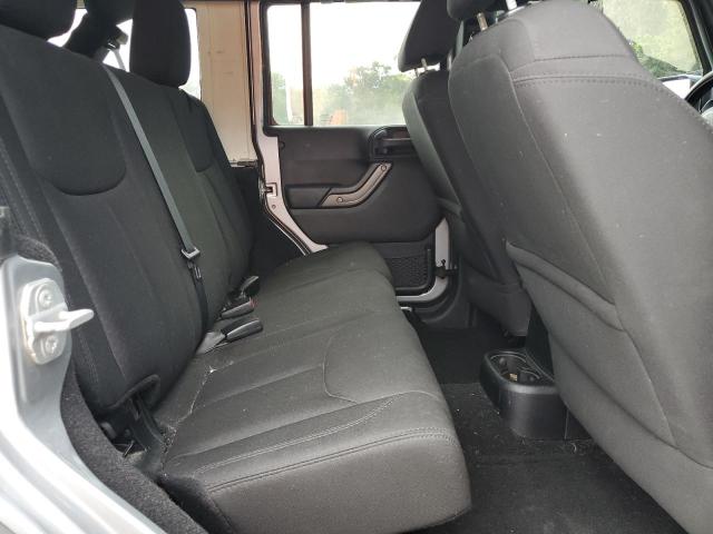 1C4BJWDG2EL218415 - 2014 JEEP WRANGLER UNLIMITED SPORT SILVER photo 11