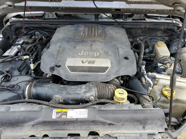 1C4BJWDG2EL218415 - 2014 JEEP WRANGLER UNLIMITED SPORT SILVER photo 12