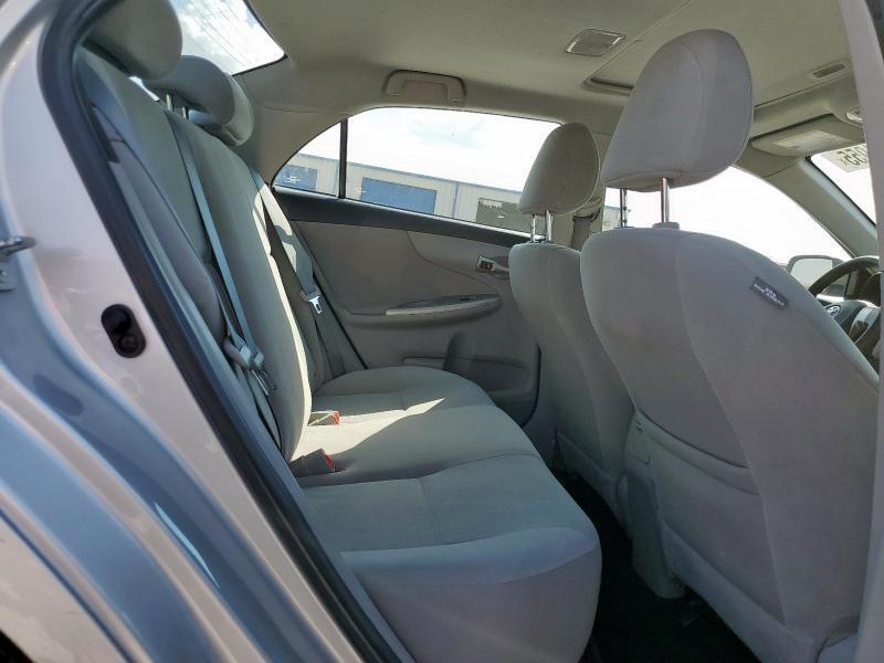 5YFBU4EE6CP012785 - 2012 TOYOTA COROLLA BASE ვერცხლისფერი ფოტო 10