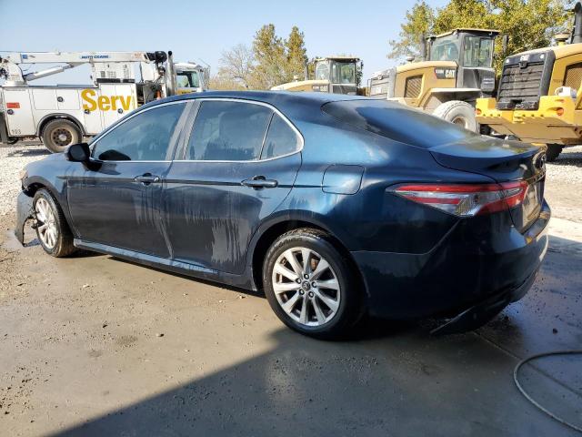 4T1B11HK1JU556521 - 2018 TOYOTA CAMRY L BLUE photo 2