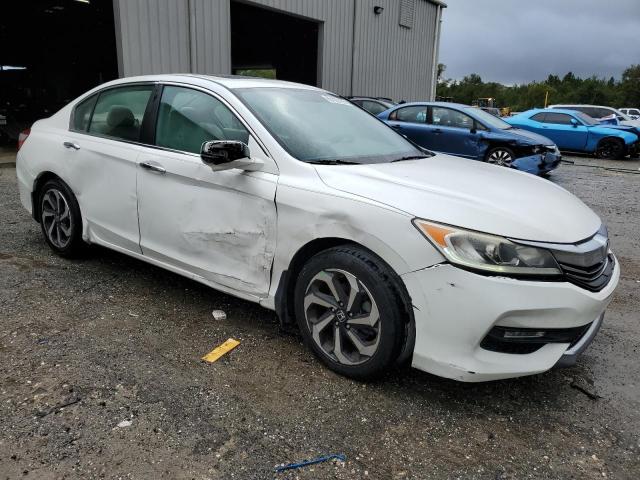 1HGCR2F76HA129161 - 2017 HONDA ACCORD EX WHITE photo 4