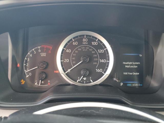 JTDEPMAE4N3015948 - 2022 TOYOTA COROLLA LE 银色 照片 9