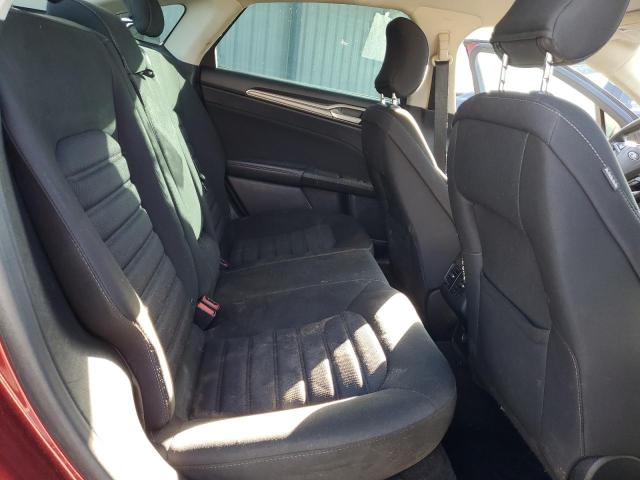 3FA6P0LUXKR210473 - 2019 FORD FUSION SE Красный фото 10