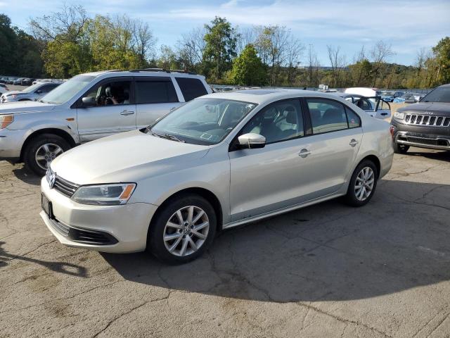 2011 VOLKSWAGEN JETTA SE, 