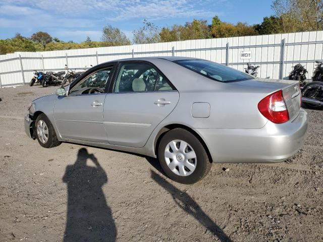 4T1BE32KX4U831882 - 2004 TOYOTA CAMRY LE ბეჟი ფოტო 2