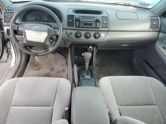 4T1BE32KX4U831882 - 2004 TOYOTA CAMRY LE ბეჟი ფოტო 8