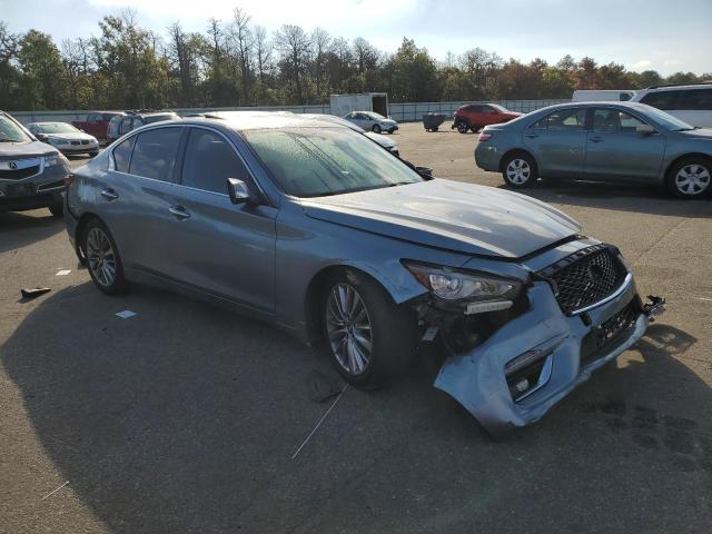 JN1EV7ARXKM551970 - 2019 INFINITI Q50 LUXE أزرق صورة 4