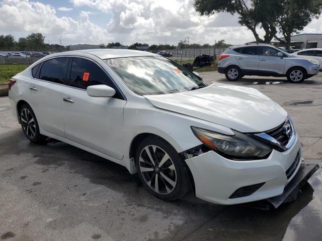 1N4AL3AP1JC109789 - 2018 NISSAN ALTIMA 2.5 白色 照片 4